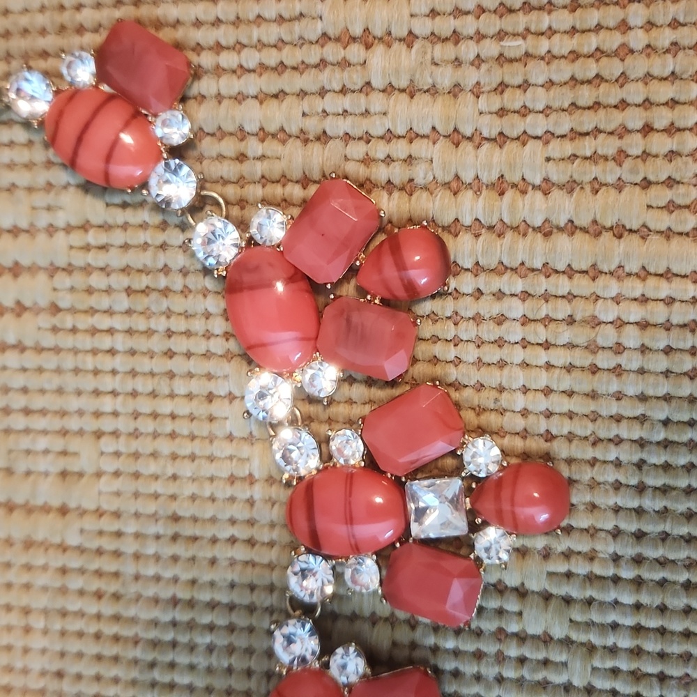 Orange/Red Fun Necklace - Picture 3 of 7